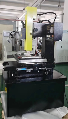 Machine de forage EDM à petits trous de précision 703A avec profondeur de forage 370 mm