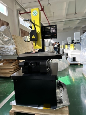 Machine de perçage à petits trous à commande numérique numérique économique 703SA