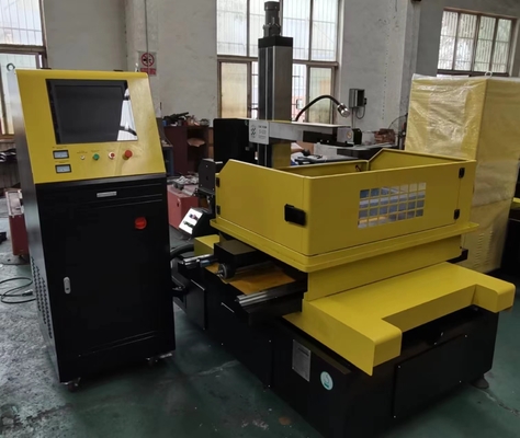 S630 Machine à découper le fil de molybdène CNC