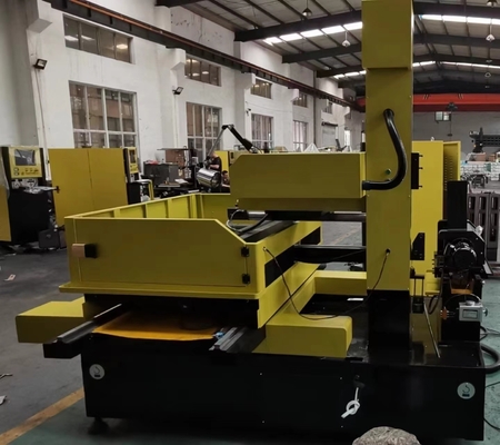 Machine de décharge électrique à décharge électrique à fil de molybdène CNC avancé S800 pour la métallurgie