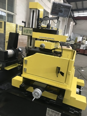 Moteur de servo pour la découpe de fil EDM A400
