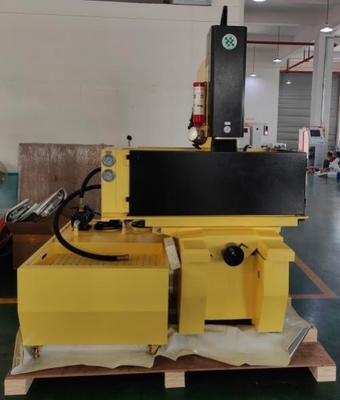 ZNC EDM machine à affondement par matériau à mourir EDM350