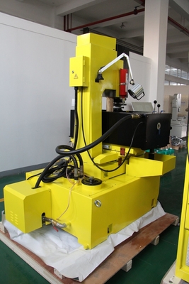Z Axe Servo moteur d'érosion de l'étincelle Die Sinker Machine EDM450 avec délai de livraison estimé