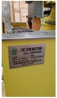 Le système d'enroulement à la matrice CNC EDM450h avec fonction de surface miroir