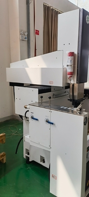 Machine à décharge électrique à commande numérique par ordinateur à effet miroir EDM450H pour usinage de précision