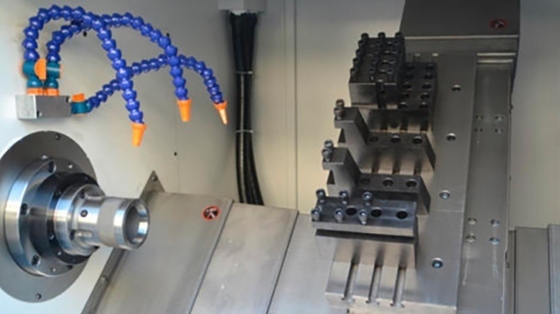 Machine à tourner le tour CNC à lit incliné de type gang FANUC Sj-46p