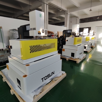 Machine de découpe de fil électrique à étincelle de haute précision A400 personnalisée pour votre entreprise