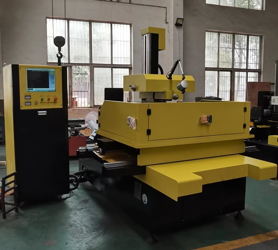 Machine de décharge électrique à décharge électrique à fil de molybdène CNC avancé S800 pour la métallurgie